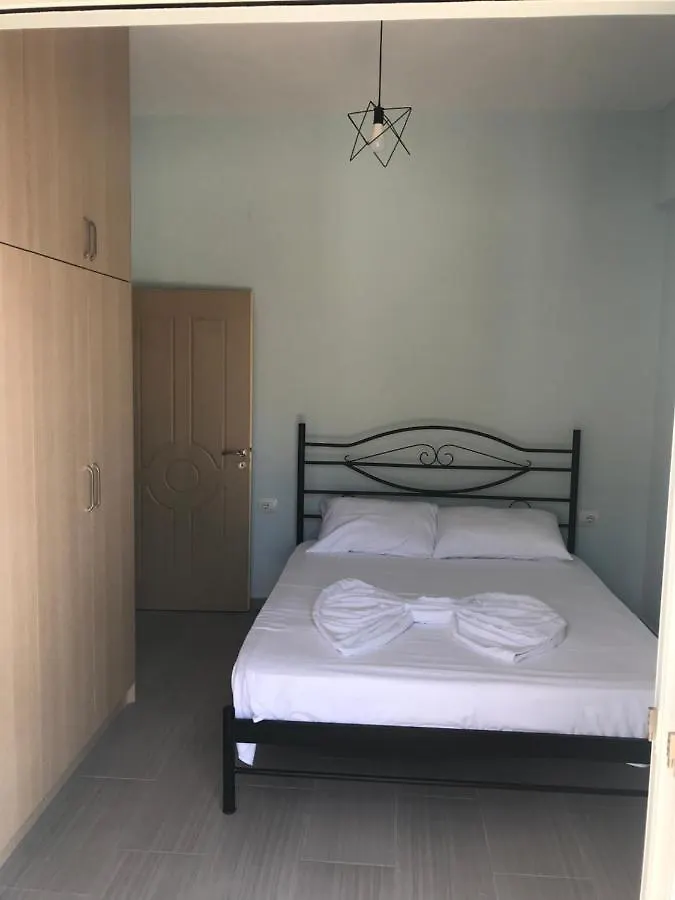 Sunmoon Apartments Sarandë
