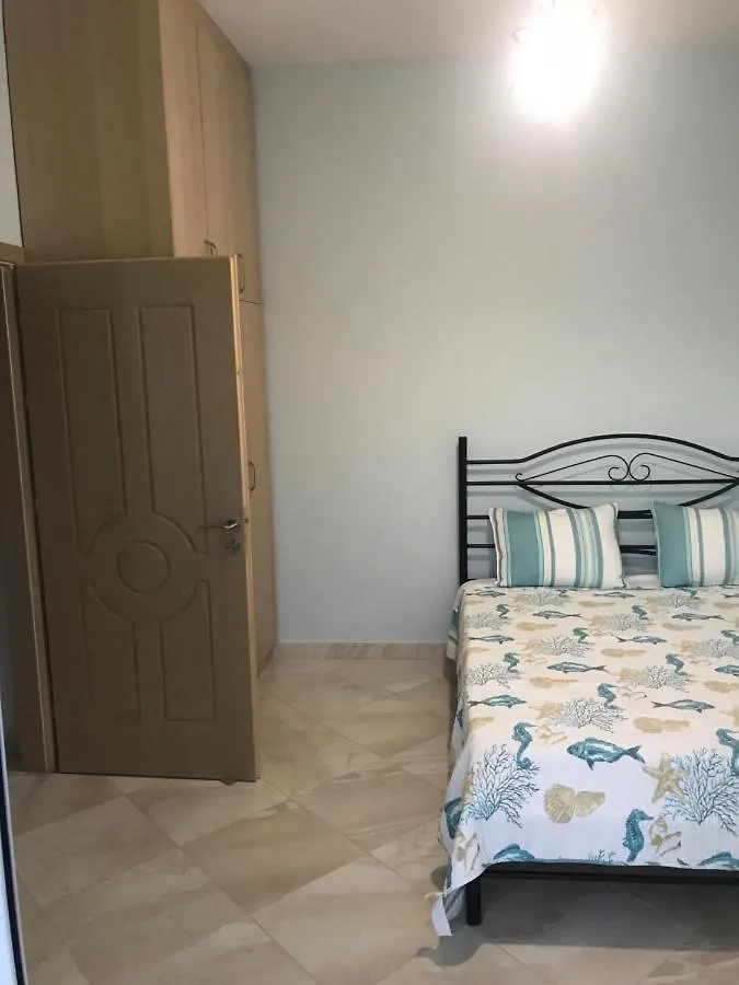 Sunmoon Apartments Sarandë 0*,  Albânia