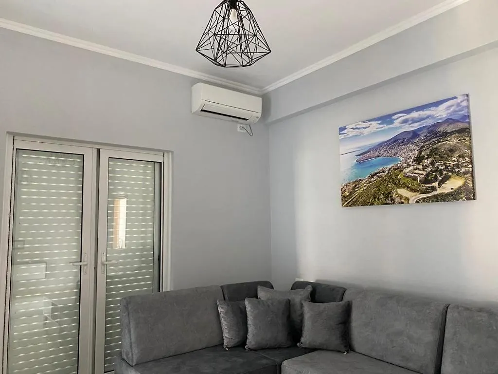 Sunmoon Apartments Sarandë