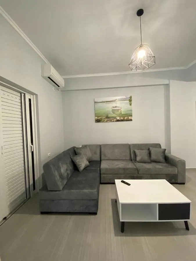 Sunmoon Apartments Sarandë
