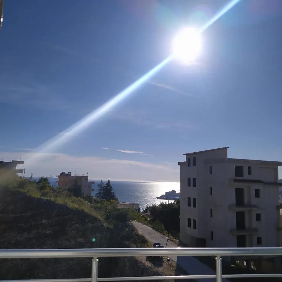 Sunmoon Apartments Sarandë